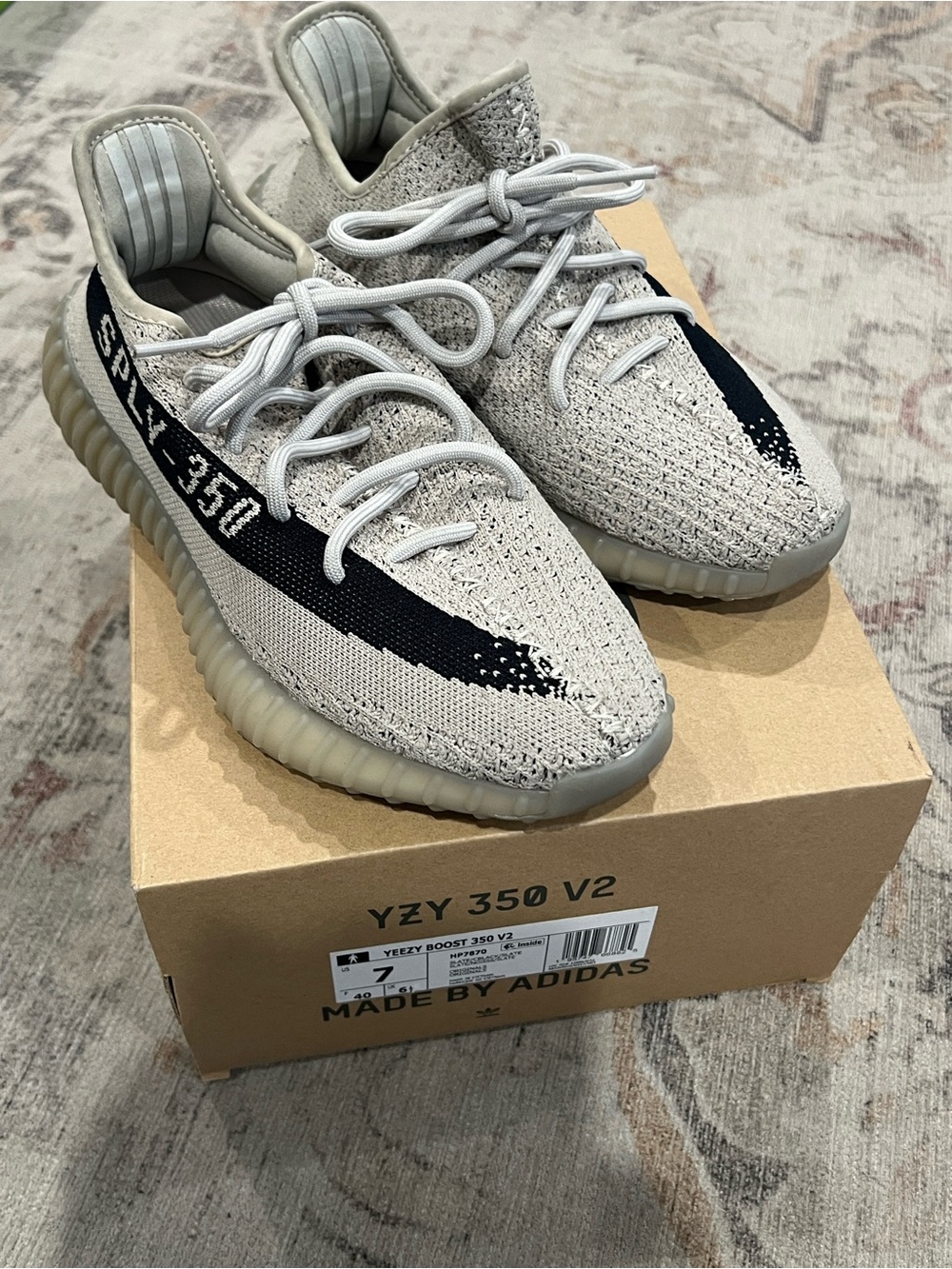 YEEZY 350 adidas Unisex Neutral Beige & Black Knit Sneaker Interior Label Detail